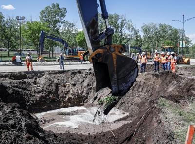 'We will run out': Calgarians urged to keep cutting water, repairs days away