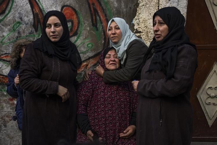 Israeli bombs target Gaza's crowded Rafah as the US warns Israel against sending troops there