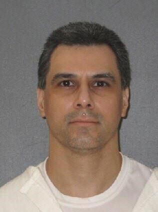 Delay of Texas death row inmate's execution has not been the norm for Supreme Court, experts say