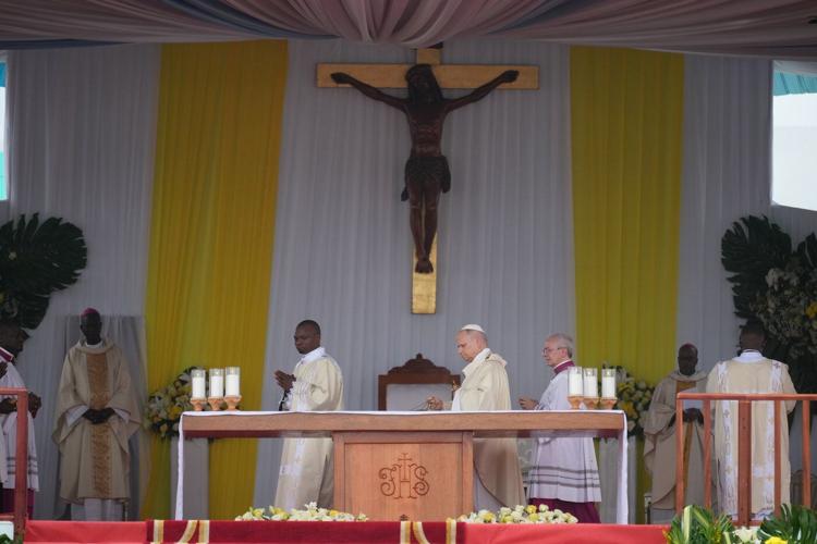 Pope urges young people to resist temptation of corruption in big Mass in Cameroon