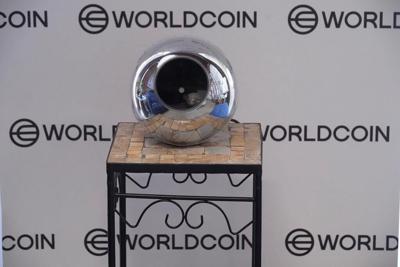 Spain puts temporary ban on Worldcoin eyeballs scans, citing concerns over privacy