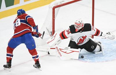 Jake Allen posts 34-save shutout, Devils blank slumping Canadiens 4-0