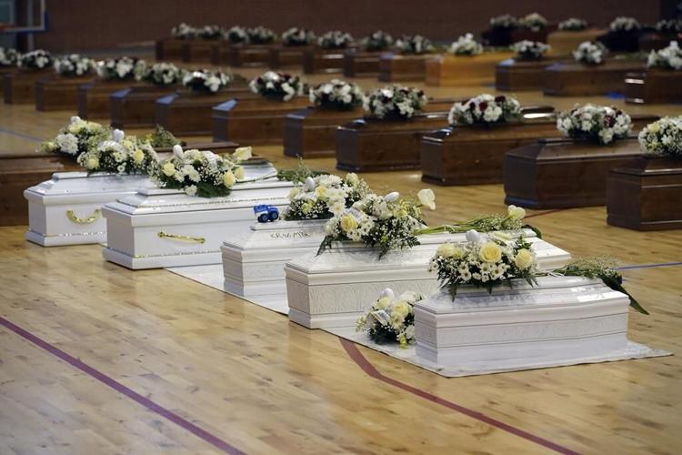 Shipwreck off Italy: stadium filled with coffins of migrants