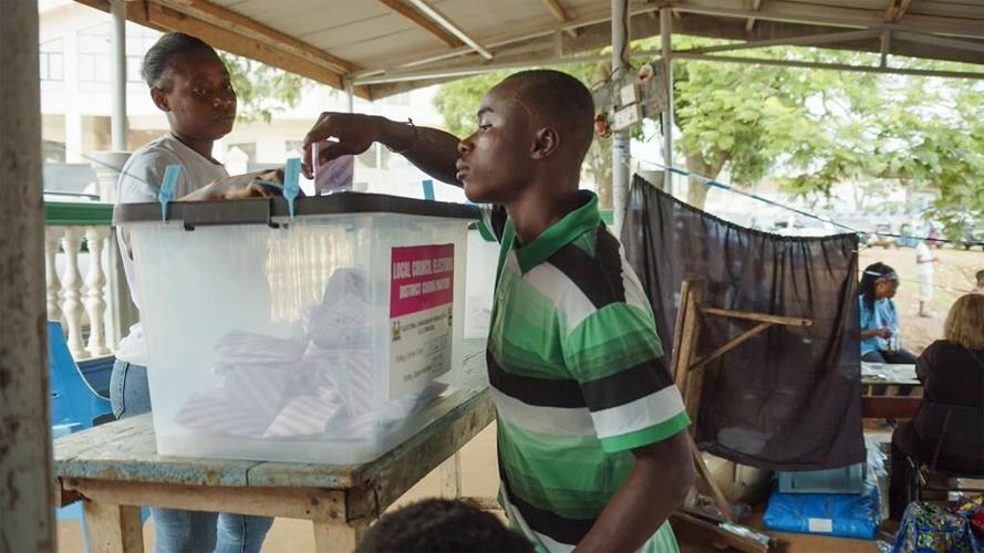 Sierra Leone's president seeks another term as opponents complain about the economy and unemployment