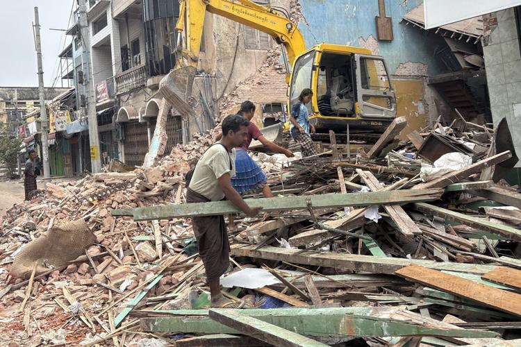 Aftershocks and lack of resources hinder recovery work 3 weeks after Myanmar's deadly earthquake
