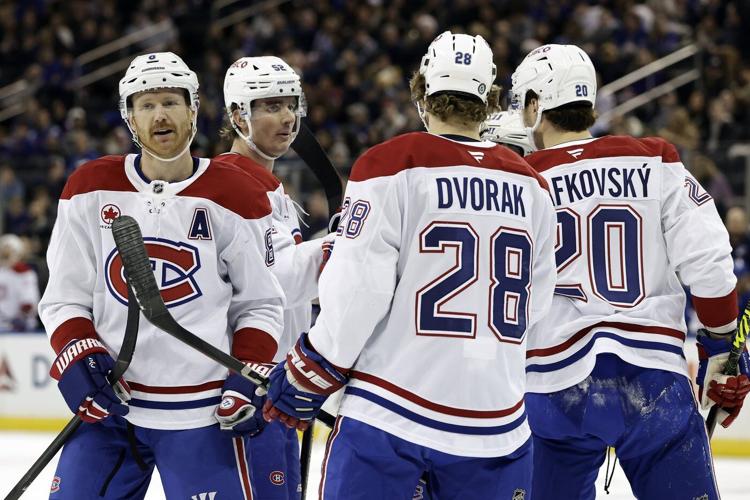 Kakko's late goal lifts Rangers past Canadiens 4-3