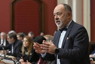 CP NewsAlert: Quebec Health Minister Christian Dubé says he's resigning from cabinet