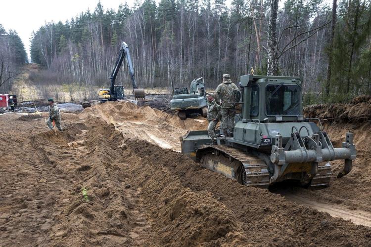 PHOTO COLLECTION: Lithuania US Soldiers