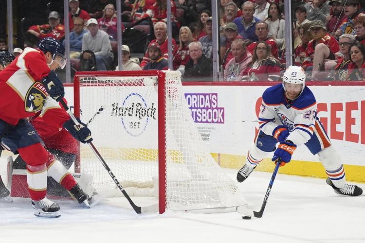 Schmidt, Verhaeghe help Panthers top Oilers 4-3 in Cup final rematch