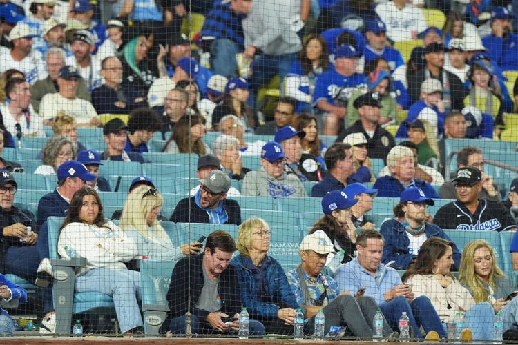 Photo-Gallery-BBO-World-Series-Game-Three-19