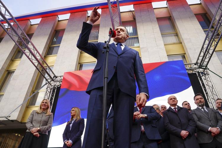 Bosnian officials challenge separatist Bosnian Serb laws before top court as tensions soar