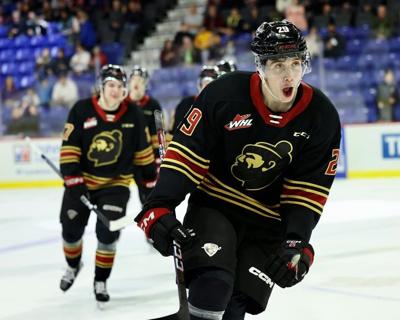 WHL roundup: Wong and Wright lead sharp Blades past Oil Kings