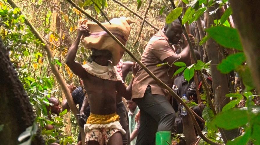 Helicopter crash in Ghana kills ministers of defense and environment and 6 others