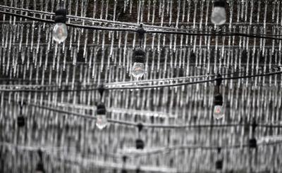 Freezing rain in forecast for N.B., N.S. after high winds knock out power for days