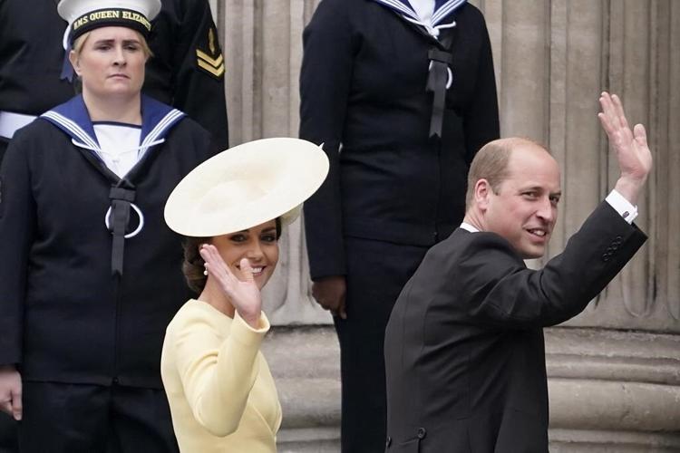 UK royals travel to Boston with eye on environment prize