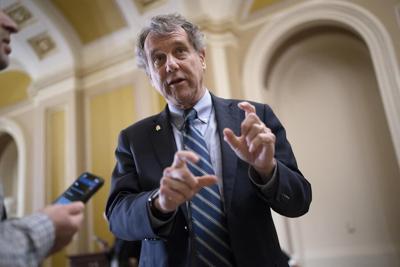 Former Ohio Gov. Bob Taft, scion of Republican family, backs Democrat Sherrod Brown for Senate