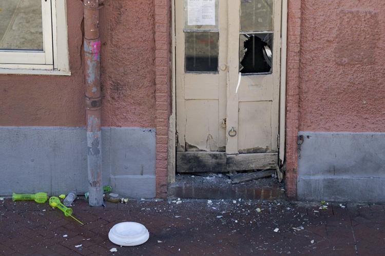 PHOTO COLLECTION: New Orleans Car into Crowd