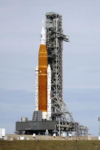 NASA fueling moon rocket for launch after leaks, hurricanes