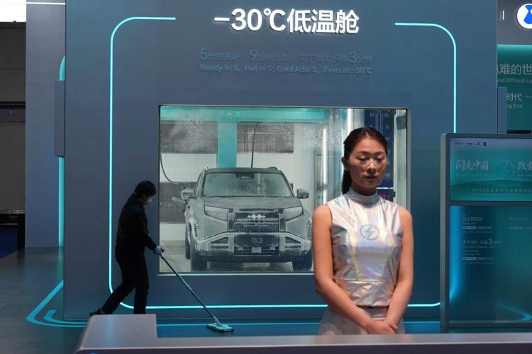 At Beijing auto show, Chinese carmakers flaunt new technologies as global competition heats up