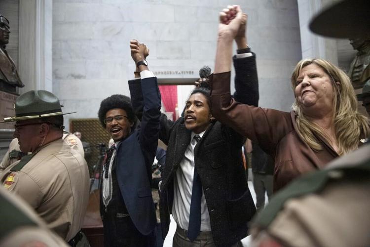 GOP lawmakers to vote on expelling Democrats in gun protest