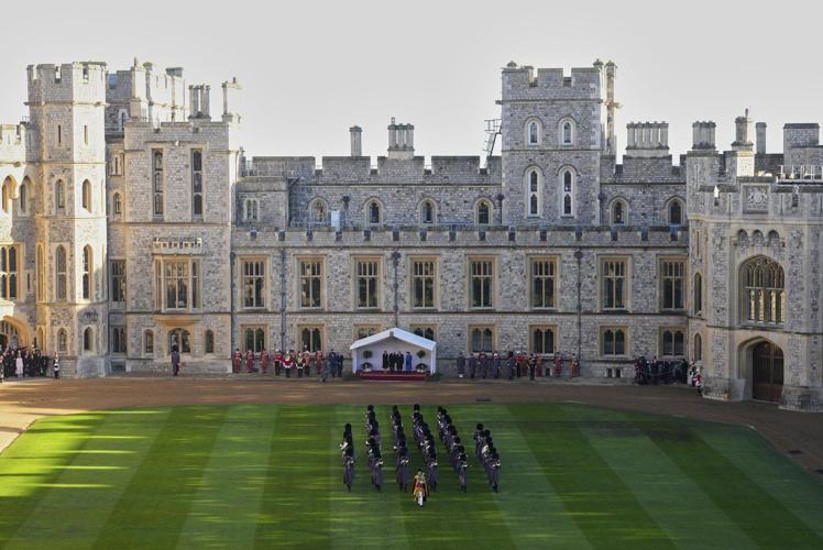 German president gets royal welcome at start of first UK state visit in 27 years