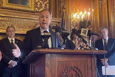 Wisconsin Republicans introduce a bill to ban abortions after 14 weeks of pregnancy