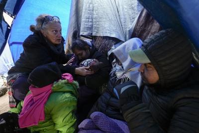 Judge questions Border Patrol stand that it's not required to care for children at migrant camps