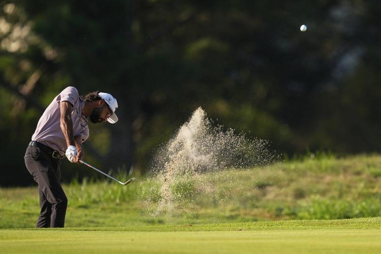 Akshay Bhatia shoots career-best 62 to lead in Memphis. Scheffler is 5 back