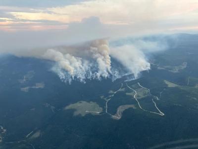 C.-B.: une vague de chaleur attendue alors que la pluie a atténué les incendies