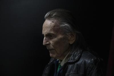 In The News for May 2 : Farewell to "rare talent" Gordon Lightfoot