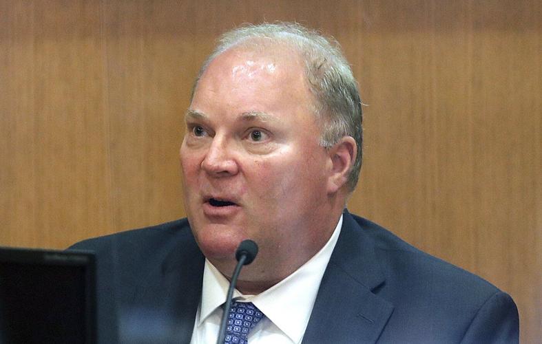Former Wisconsin Supreme Court justice who led 2020 election probe agrees to surrender law license