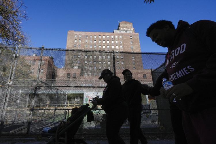 New York governor proposes banning cellphones in schools starting next fall