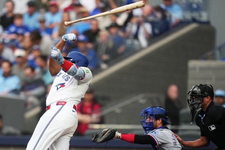 Guerrero Jr., Blue Jays continue to struggle with sweep at hands of Rangers