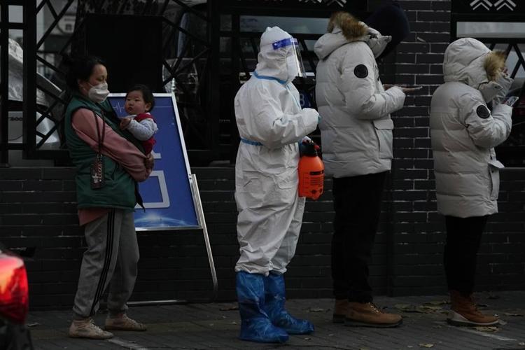 Xinjiang loosens some restrictions after lockdown protests