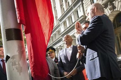 NYC mayor deflects key questions on FBI probe, but he insists the law was followed