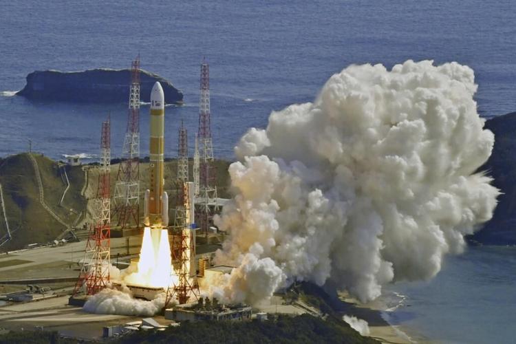 Japan launches H3 rocket, destroys it over 2nd-stage failure