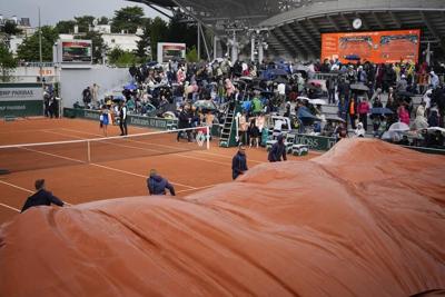 Rain, rain, go away: French Open players deal with the stress of schedule-changing showers