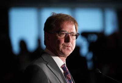 Criminal Code applies on ice, says B.C. minister after apparent chokehold during game