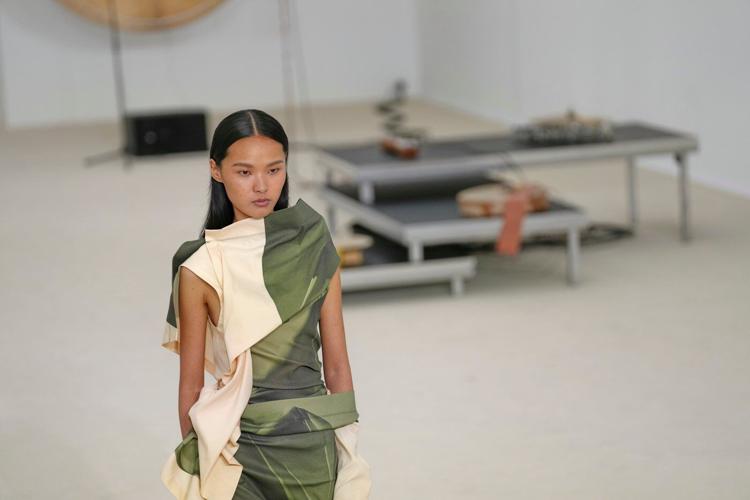 Issey Miyake imagines clothes with a will of their own at Paris Fashion Week