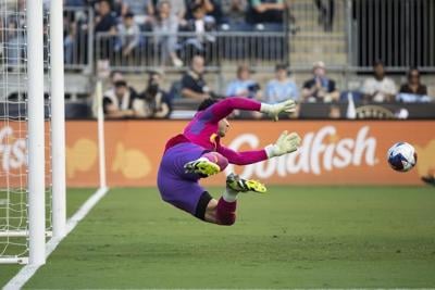 Union beat short-handed Revolution 3-1 in MLS playoffs