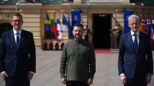 Nordic and Baltic leaders pledge continued support for Ukraine during Kyiv visit