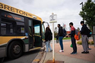 Cap-Breton: Des étudiants étrangers se sentent comme des boucs émissaires