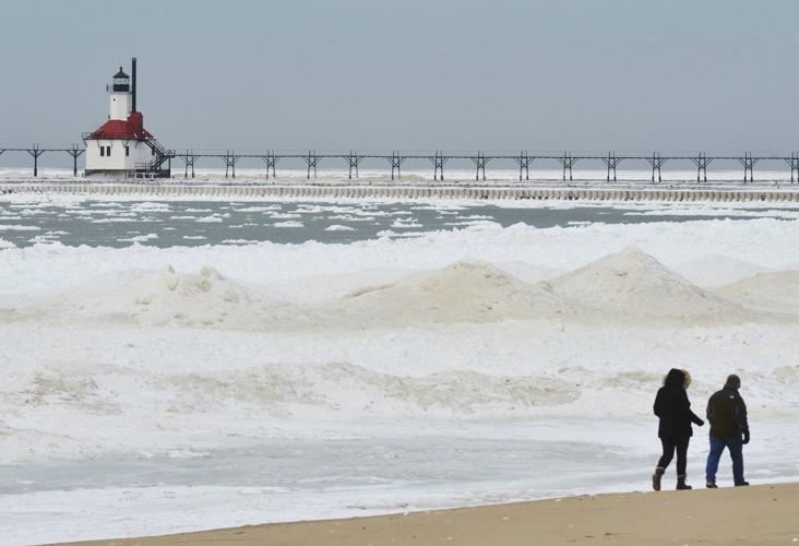 Eastern U.S. braces for flooding while snow will hit Northeast, cold temperatures across Plains