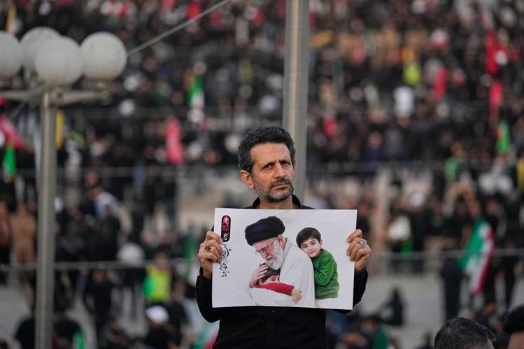 Iran begins dayslong funeral for the late Supreme Leader Ayatollah Ali Khamenei, killed in war