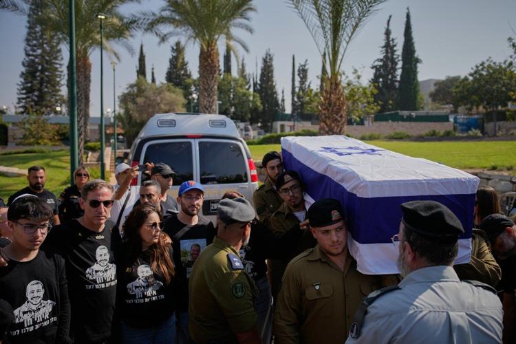 Hamas says it will hand over an Israeli soldier whose body has been held in Gaza since 2014