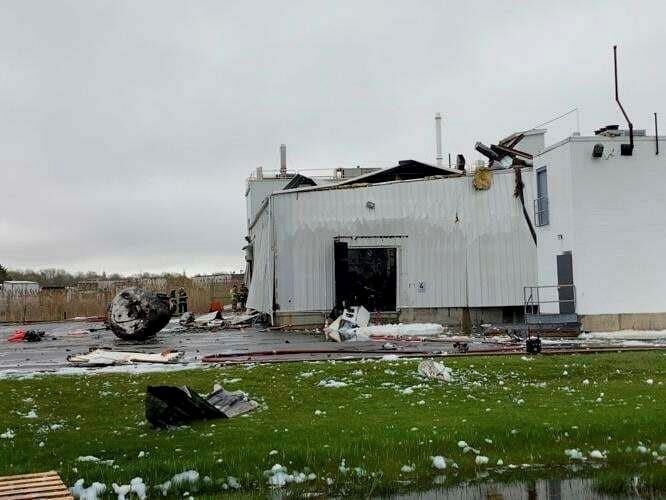 Explosion rips roof off pharmaceutical plant; worker missing