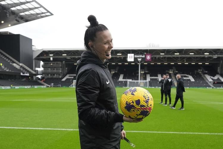 Premier League has its first female referee as Rebecca Welch handles Fulham-Burnley
