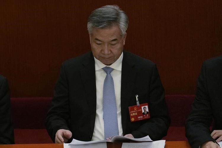 China's other top leaders bring loyalty to Xi, experience