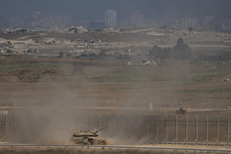 UN food agency chief says women and children are starving in Gaza and pressed Netanyahu on aid