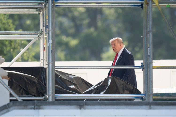 Trump and Republicans return to communist attacks against Democrats ahead of the midterm elections